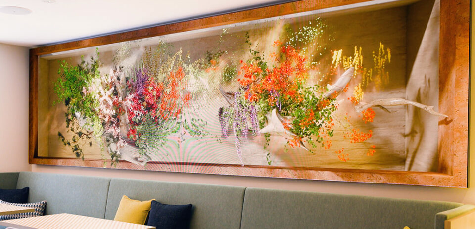 【New Digital Artworks】 Now Showcased on Our LED Screen – Skits of Humanity 360°: Night Deerの画像
